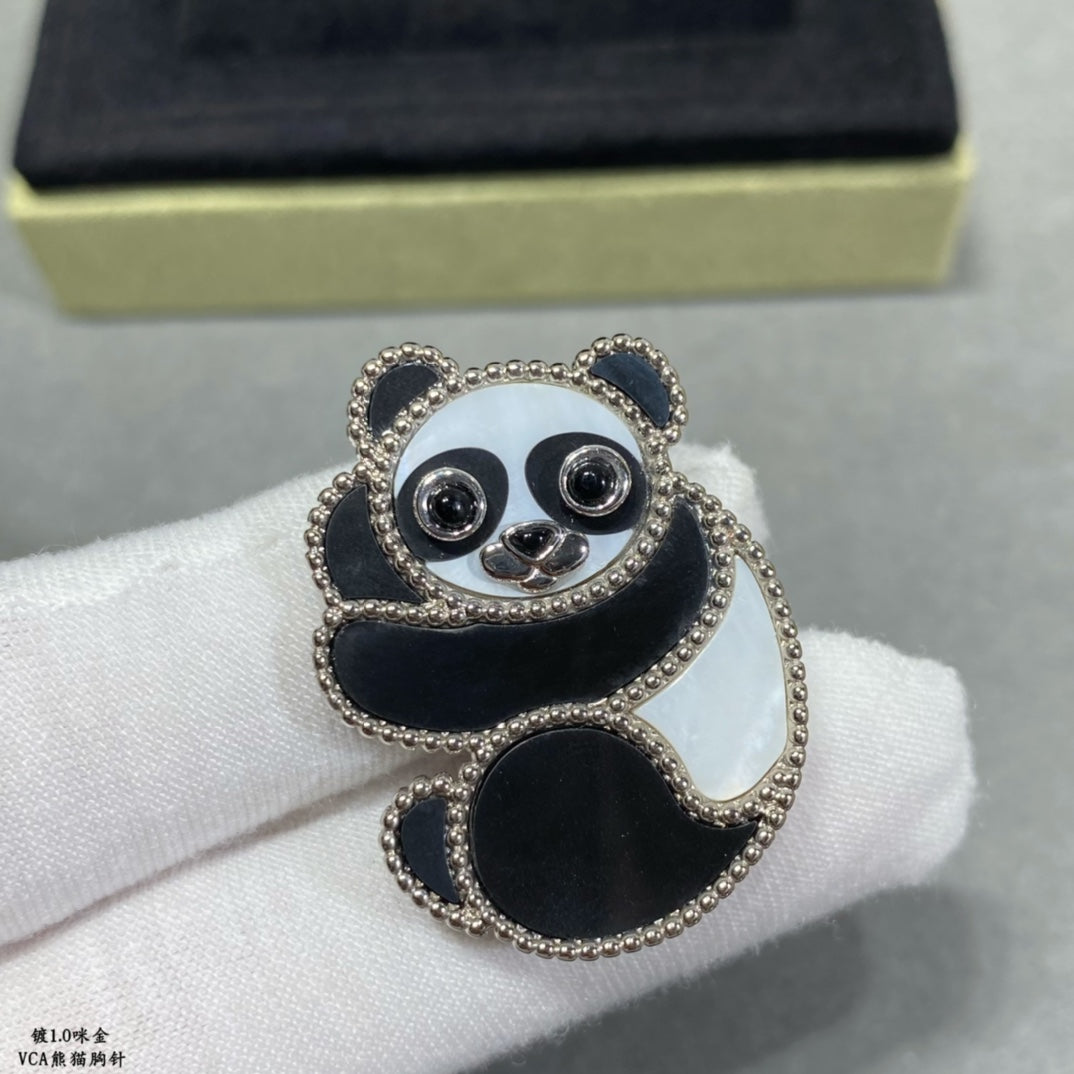 Broche à pince panda animaux porte-bonheur 18 carats