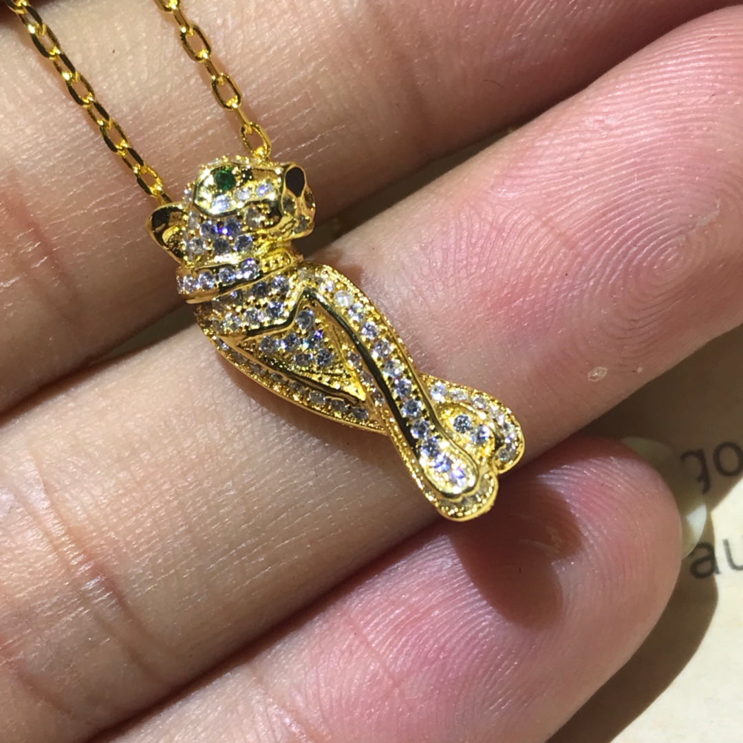 18K Panthère De Diamond Necklace