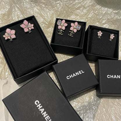 18K CC Pink Flower Gold Earring