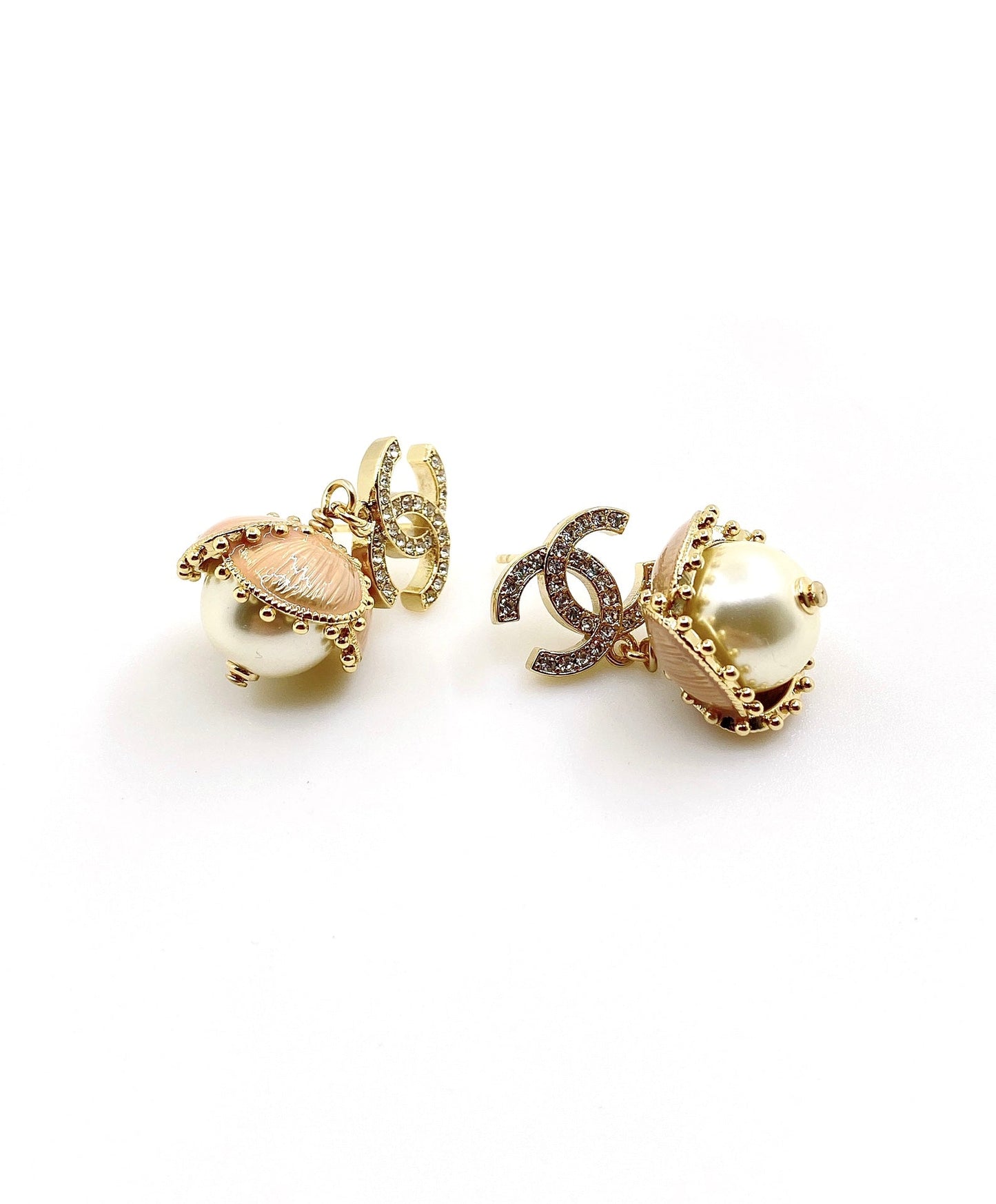 Boucles d'oreilles fleurs CC 18 carats