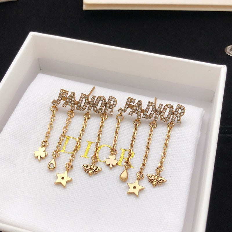 CD Tribales Star Diamond Chain Earrings
