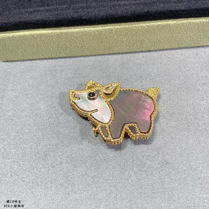 Broche à clip cochon animaux porte-bonheur 18 carats