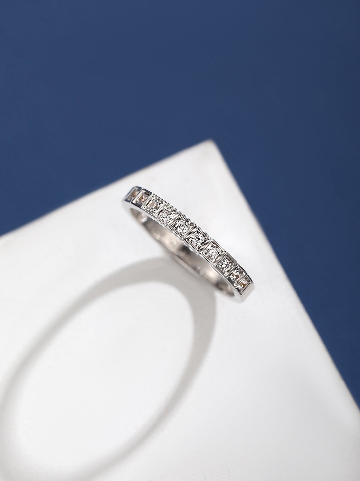 18K Ice Cube Diamonds Ring