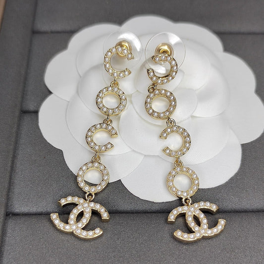 18k CHANEL CC Pearl Pendant Earrings