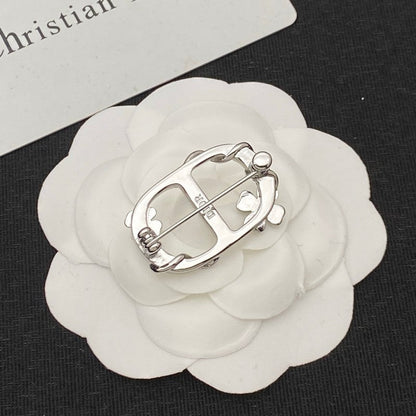 18K CD Revolution Pearl Brooch