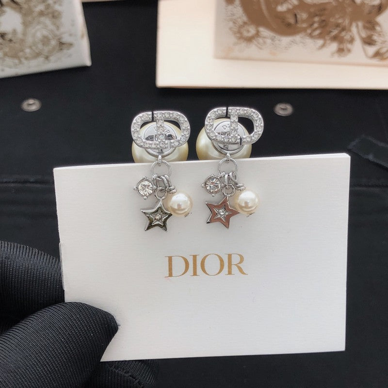 CD Tribales Star Pearl Earrings