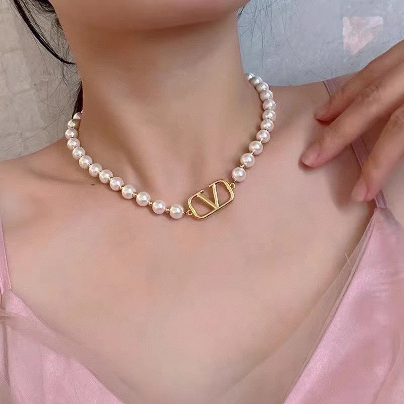 18K Garavani VLogo Signature Necklace