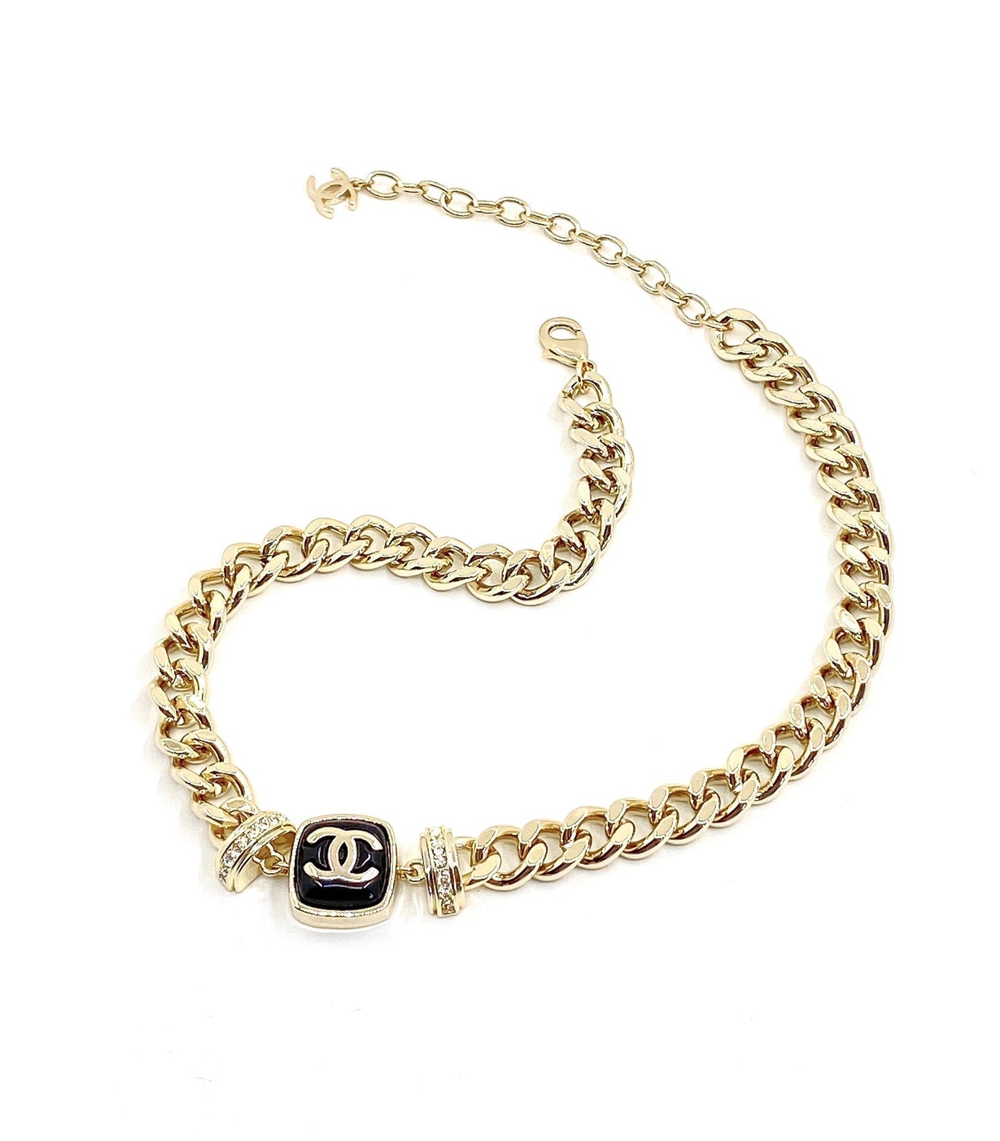 18K CC Diamonds Necklace