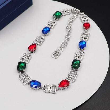 Collier ras du cou avec cristaux DG 18 carats