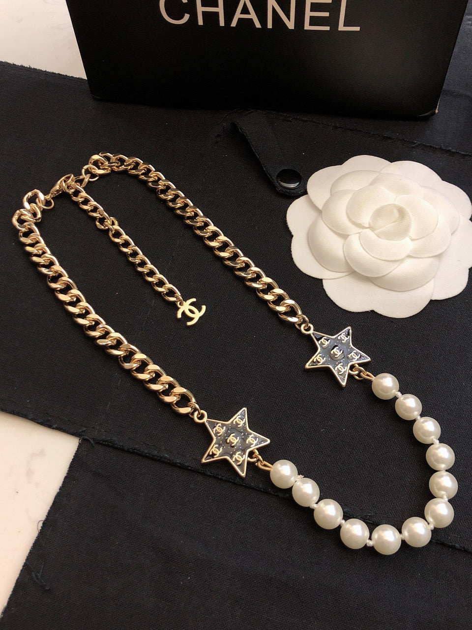 18K CC Star Pearls Necklace