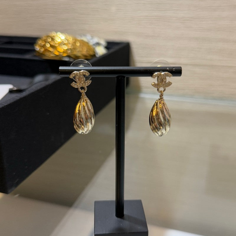 CC 26P Gold Drop Earrings