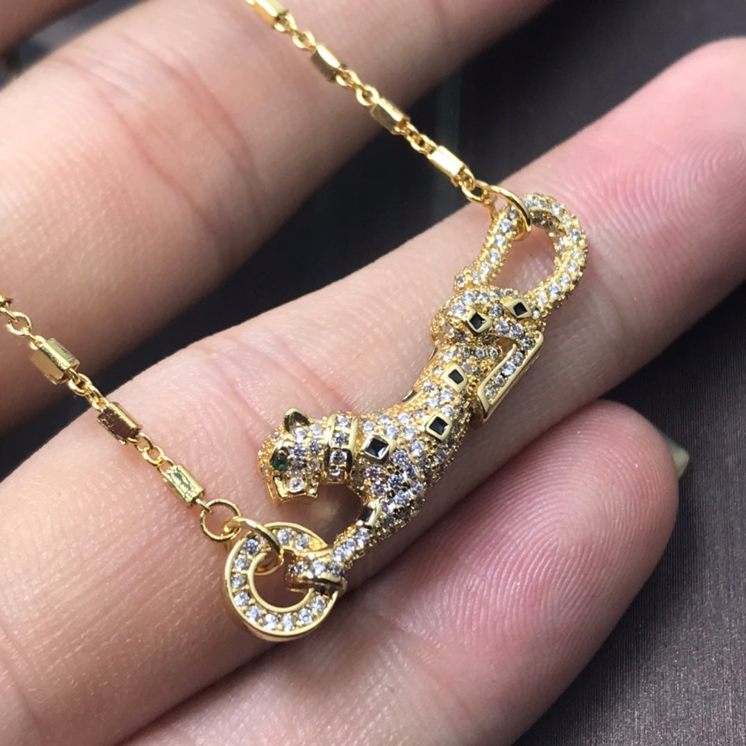 18K  Panthère De Diamond Necklace