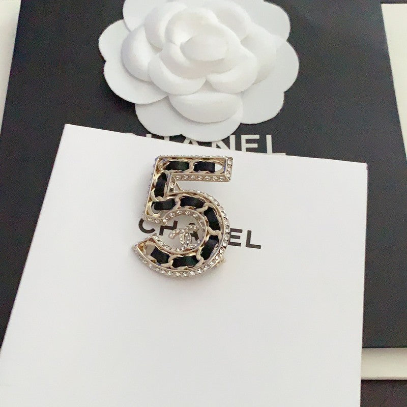 CC No.5 Leather Diamond Brooch