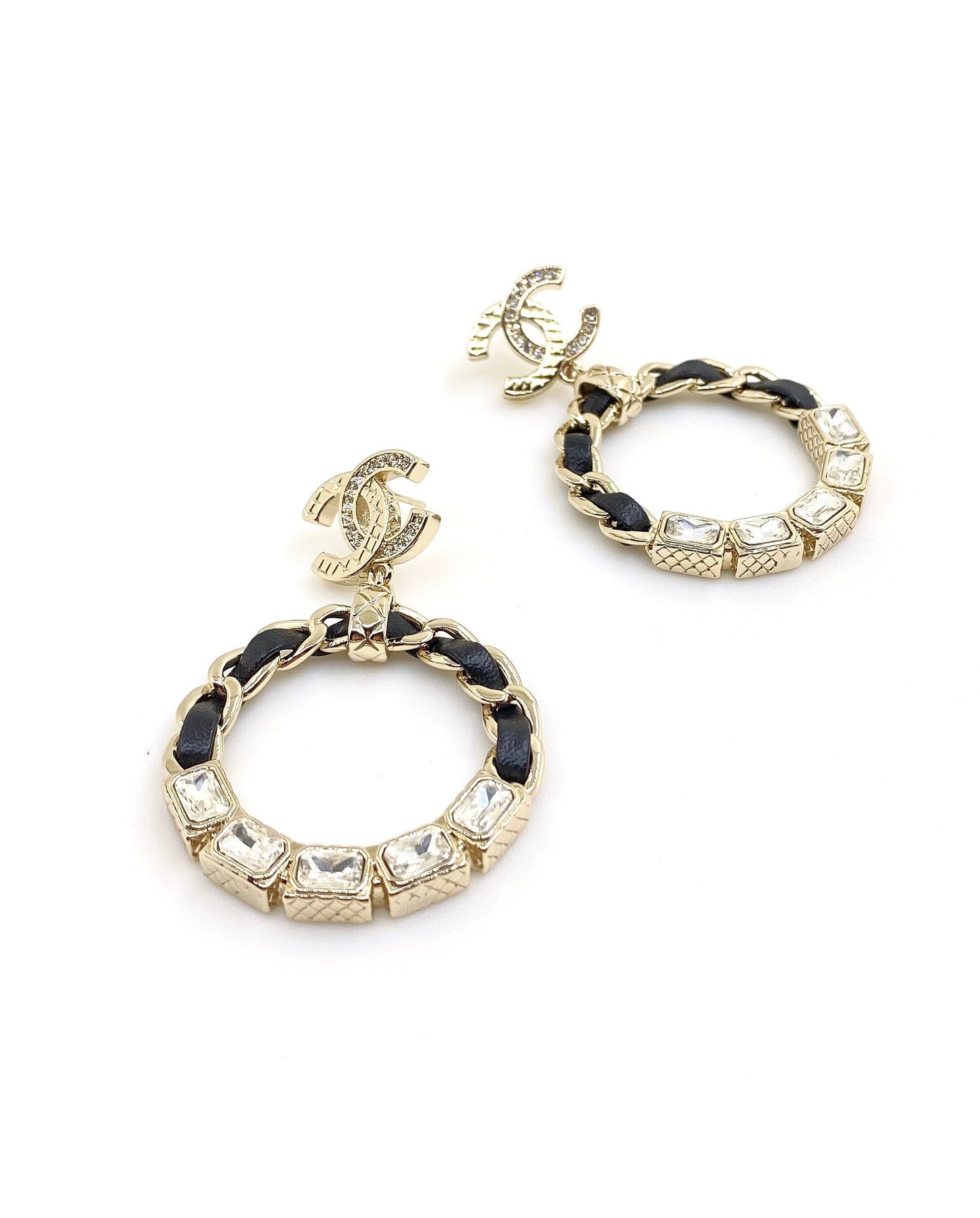 Boucles d'oreilles cercles en cuir 18 carats CC