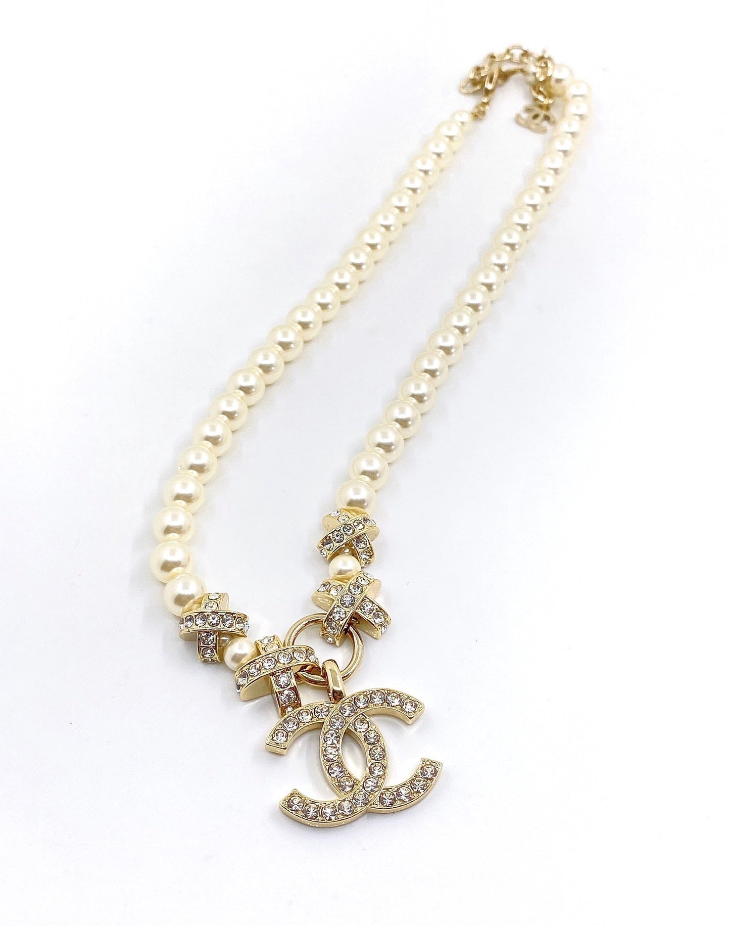 Collier chaîne en perles CC 18 carats