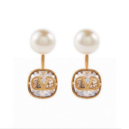 18K Vlogo Crystal Earrings