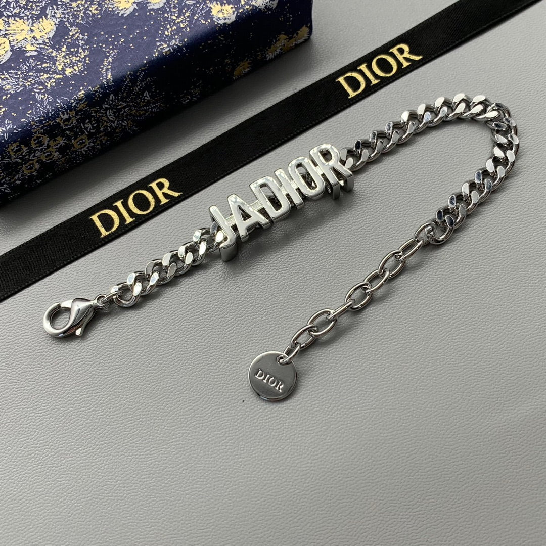 Bracelet chaîne CD J'adior 18 carats