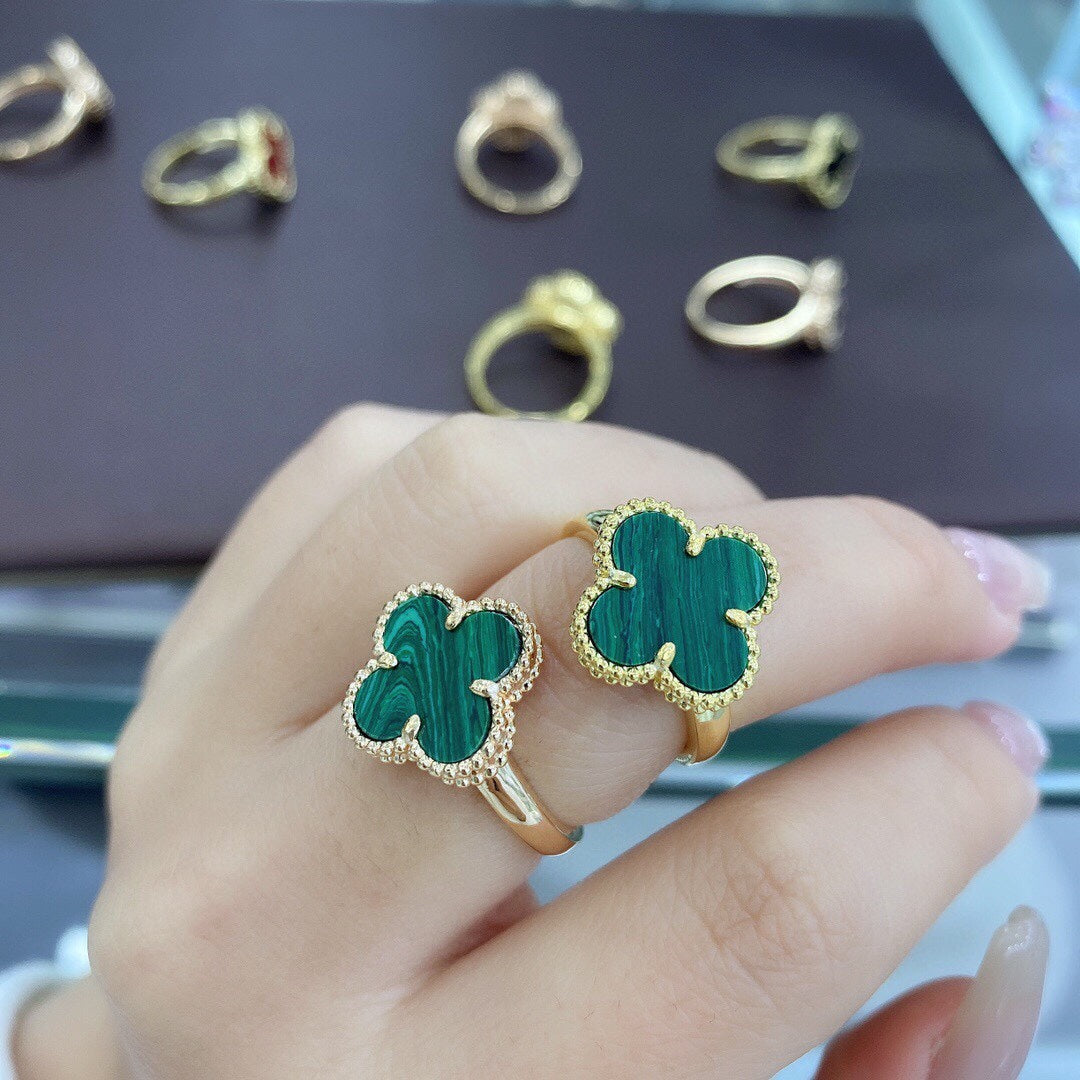 18K Magic Alhambra Clover Ring