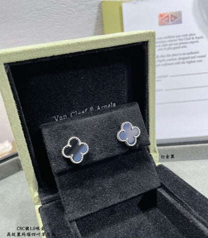 18K Vintage Alhambra Black Earrings