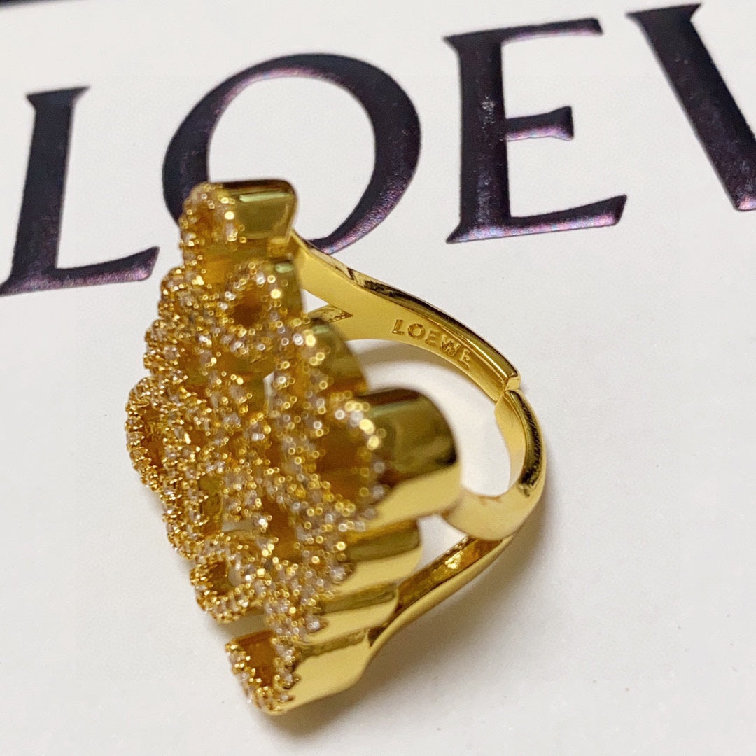 18K Anagram Crystals Ring