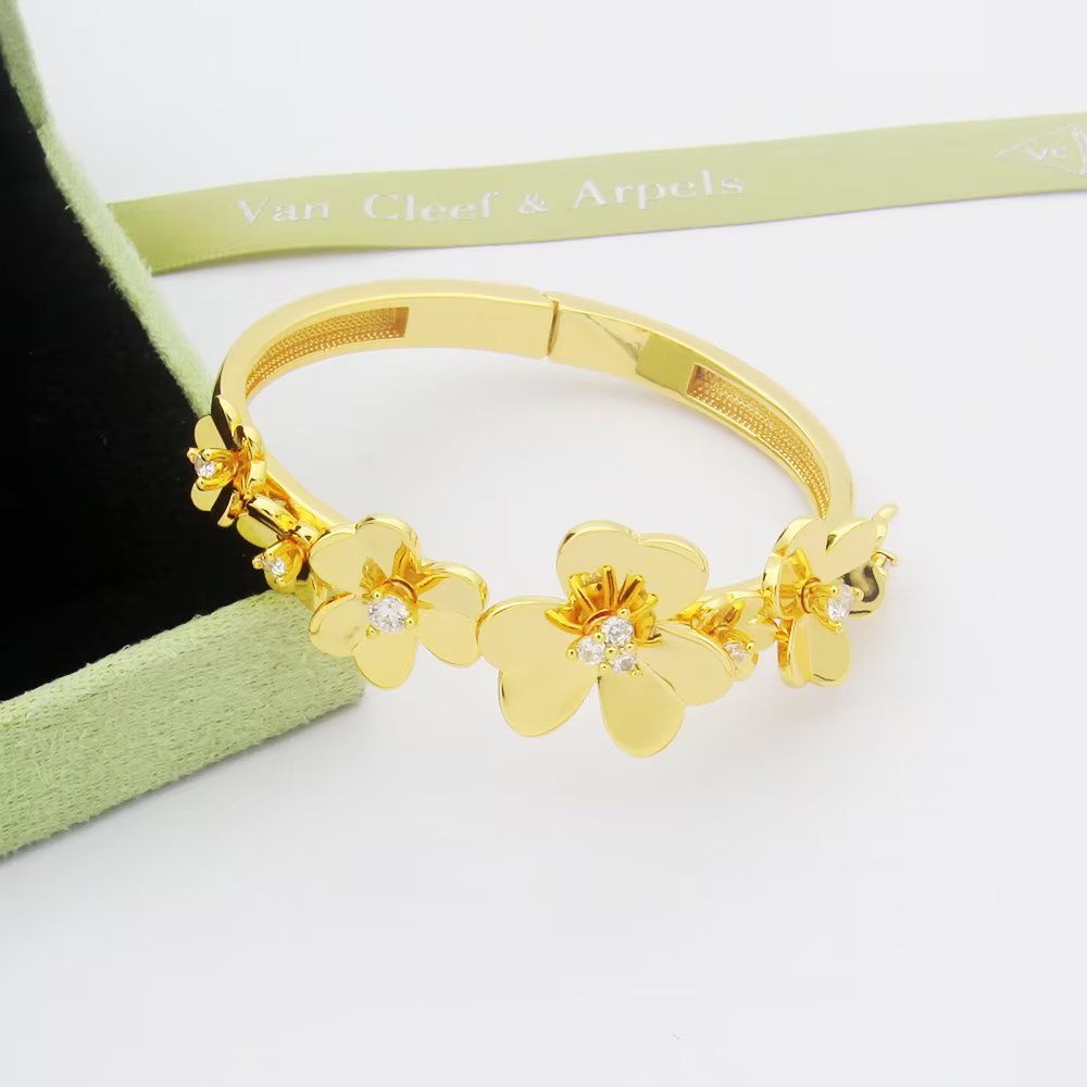 Bracelet Frivole Sept Fleurs 18K