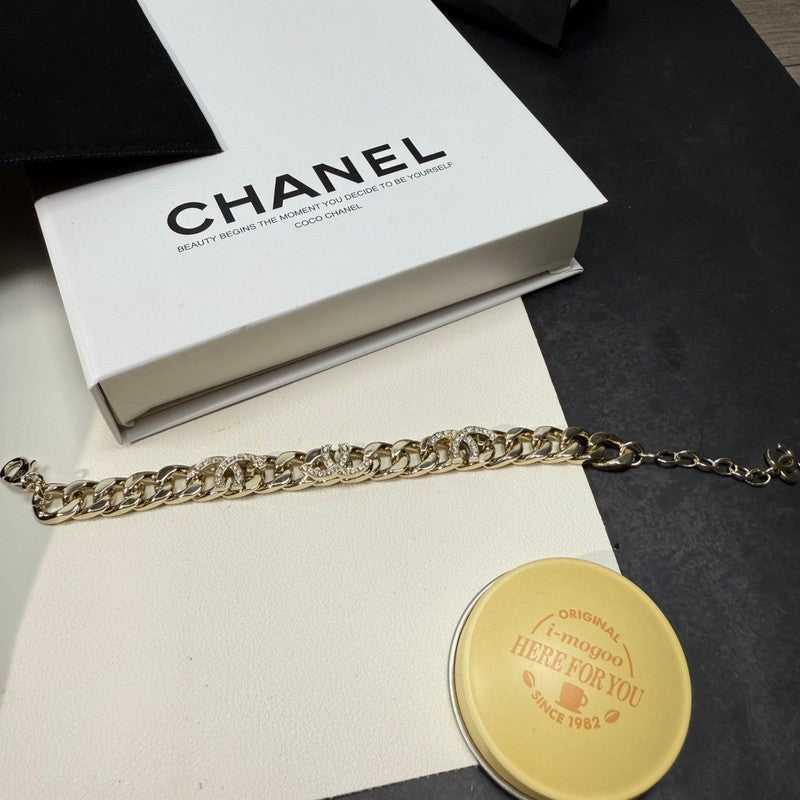 CC Diamond Logo Gold Chain Bracelet