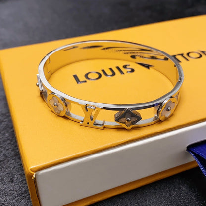 Bracelet clouté en cristal Louis 18 carats