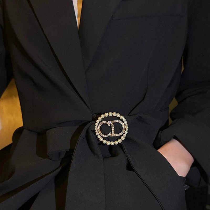 CD Pearls Brooch