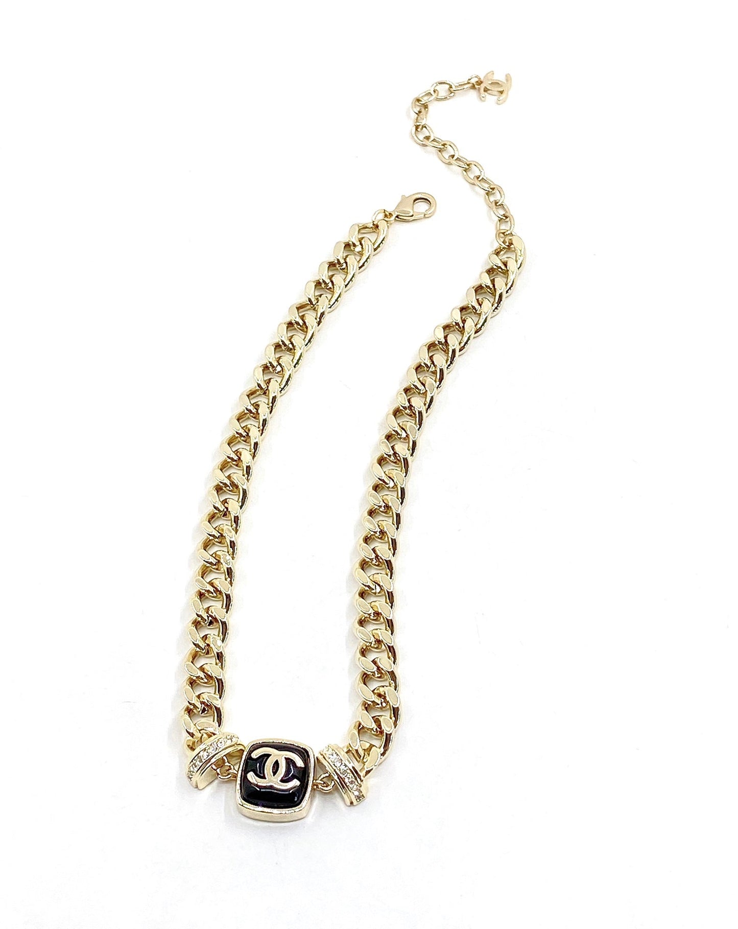 18K CC Diamonds Necklace