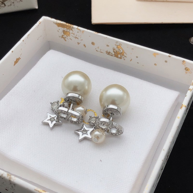 CD Tribales Star Pearl Earrings