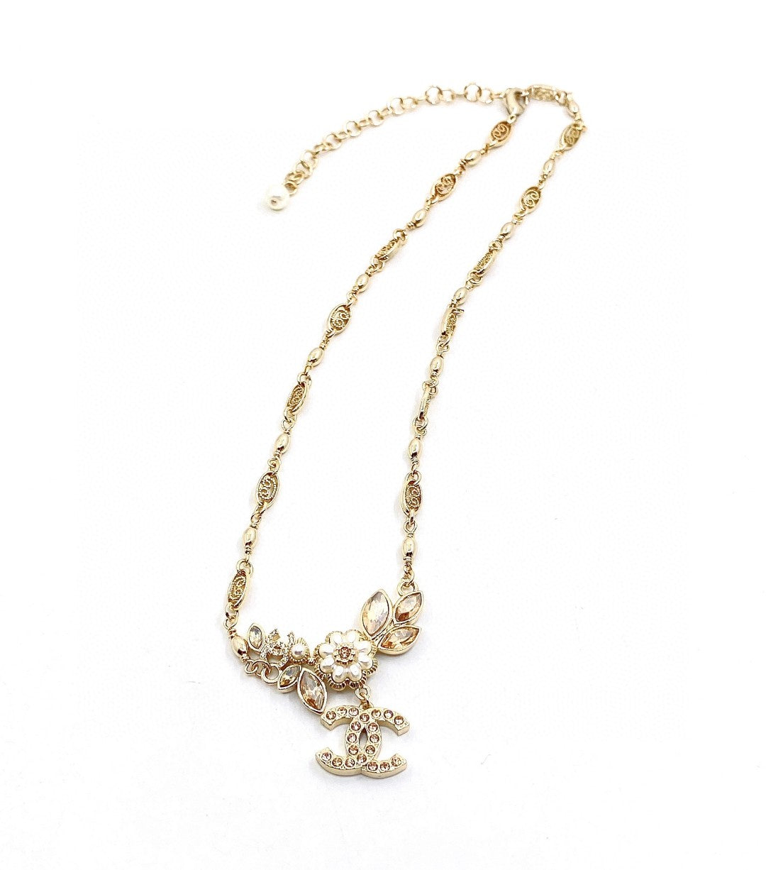 18K CC Flower Diamond Necklace