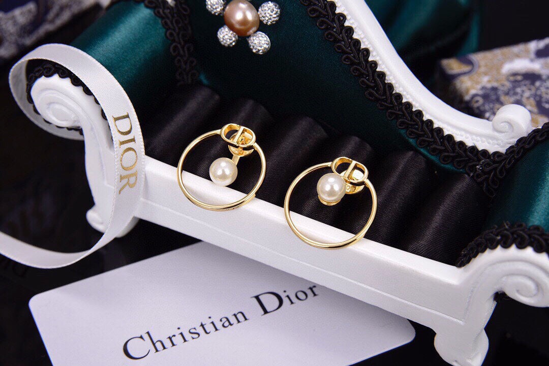 18K CD 30 Montaigne Pearls Earrings