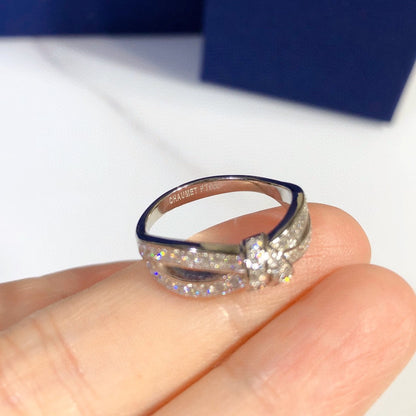 18K Bow Diamond Ring