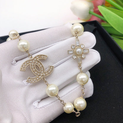 18K CC Flower Pearls Chain Necklace