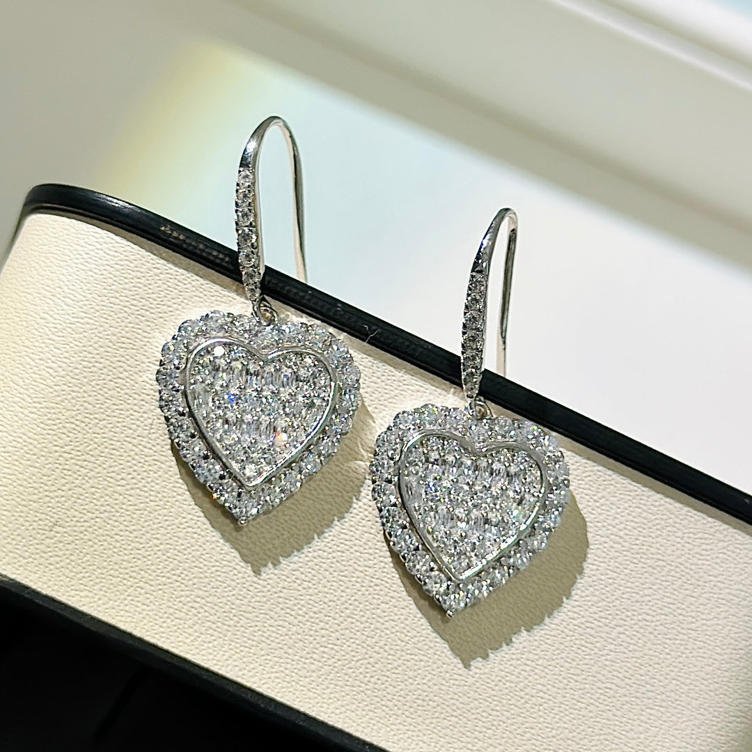 Boucles d'oreilles diamants cœur T 18 carats