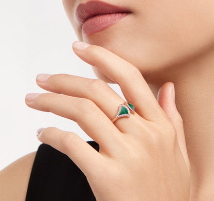 18K Divas' Dream Malachite Ring