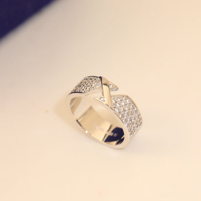 18K Liens Diamond Ring