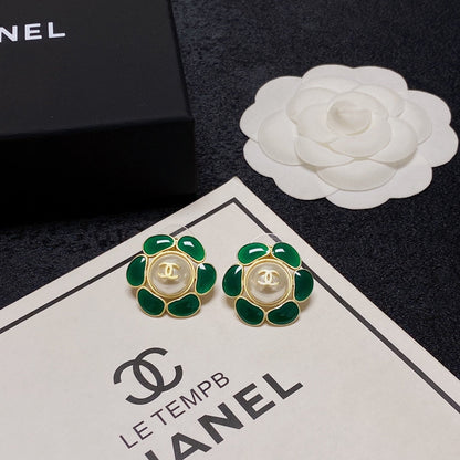 18K CC Emerald Petals Earrings