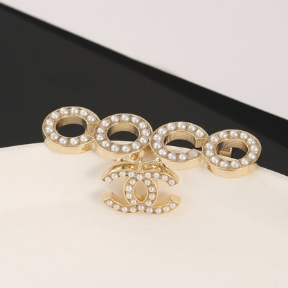 18K CC Coco Crush Pearls Brooch