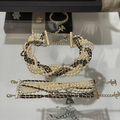 18K CC Pearls Choker Gold Necklace