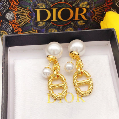 18K CD 30 Montaigne Pearls Earrings