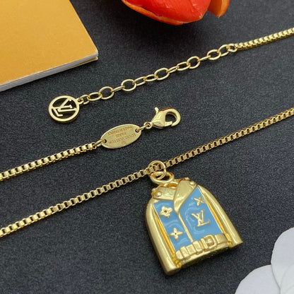 18K Louis Dress Gold Necklace