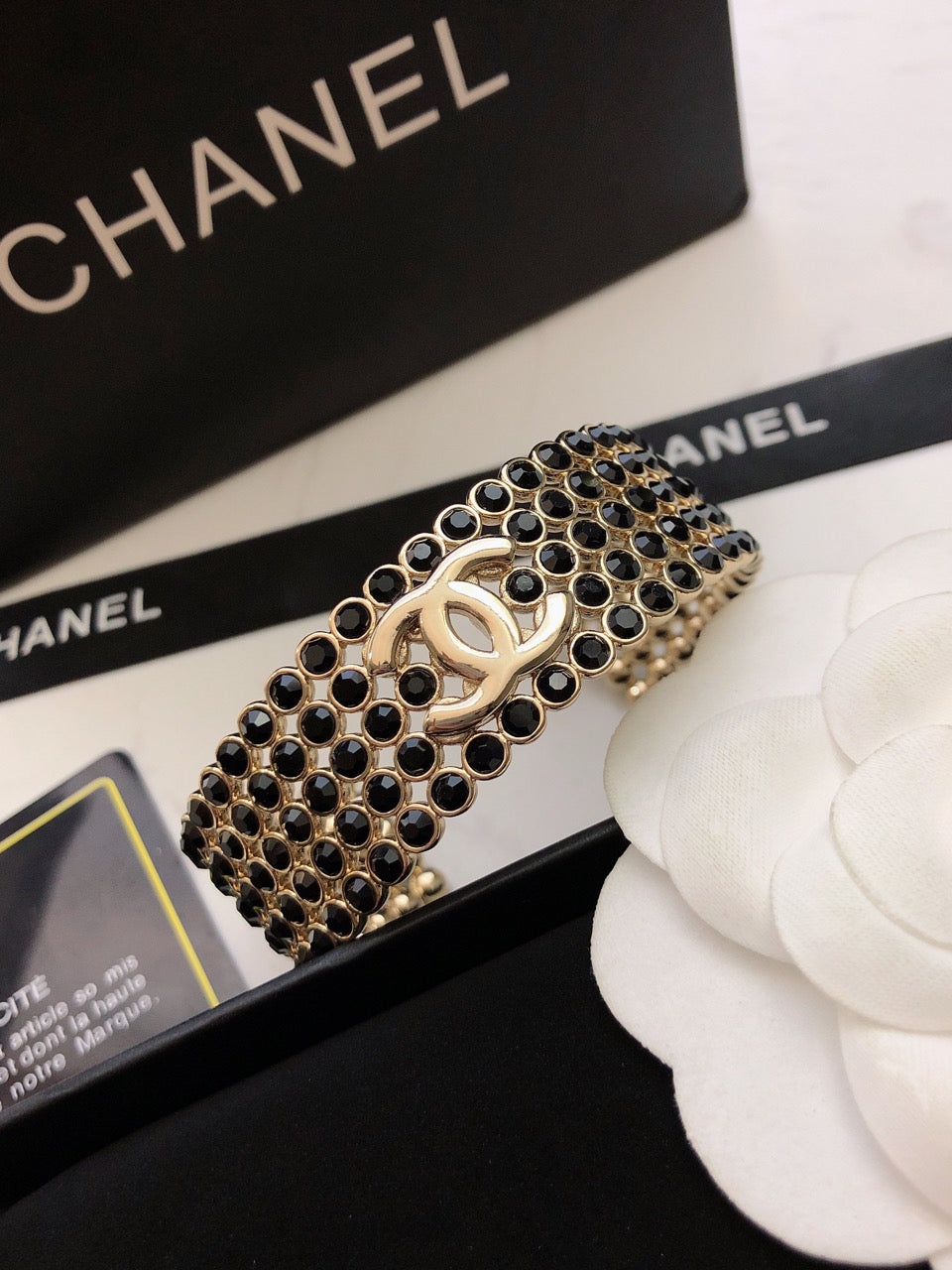 Bracelet manchette noir 18 carats CC