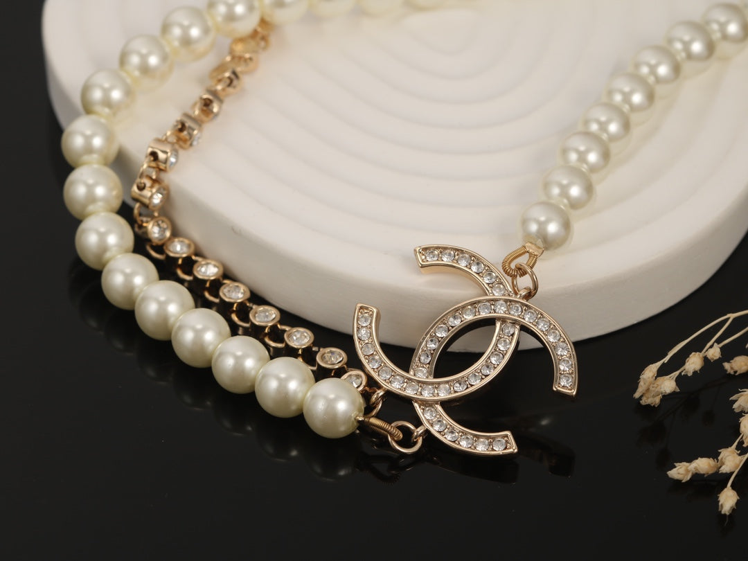 18K CC Pearls Necklace