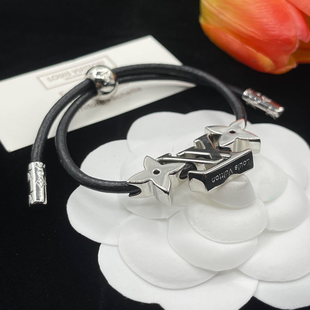 Bracelet rose étoile Louis 18 carats