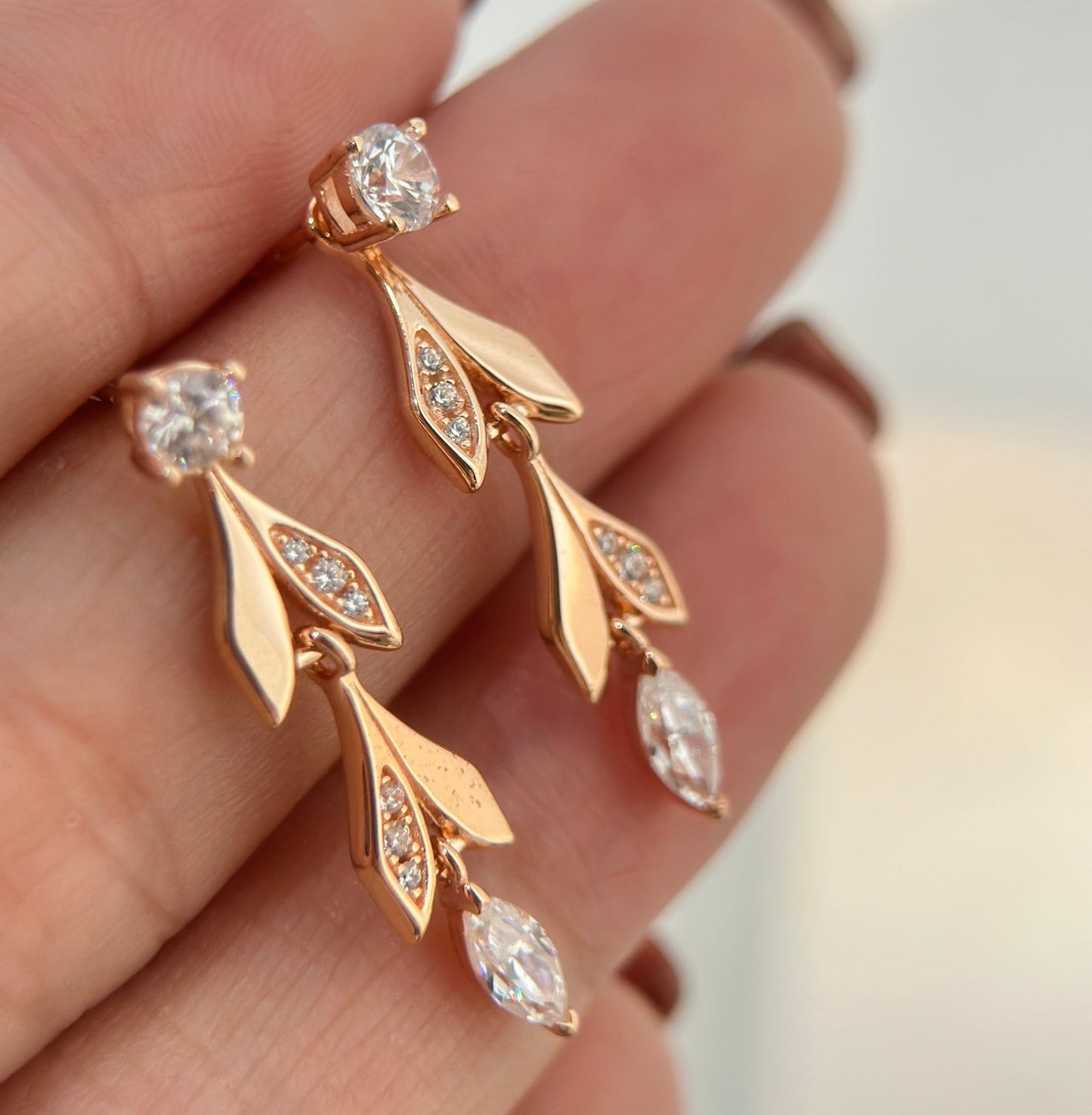 18K T Victoria Vine Convertible Drop Earrings