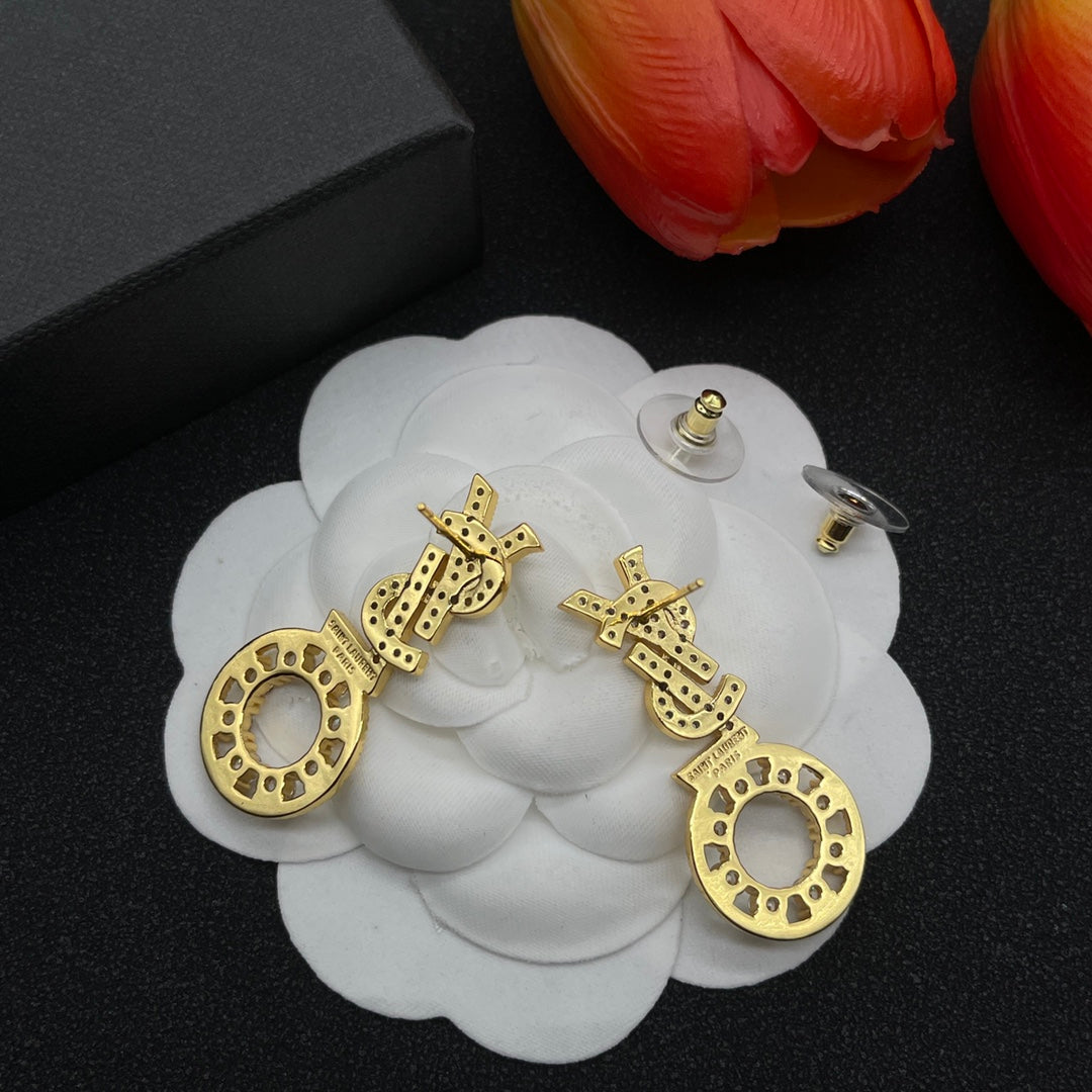 Boucles d'oreilles Saint Diamants 18 carats