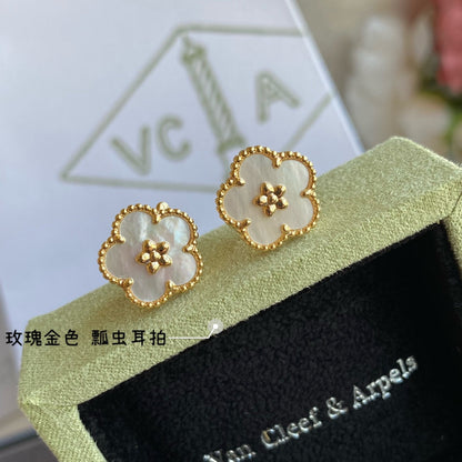 Boucles d'oreilles en fleurs de prunier Lucky Spring 18 carats