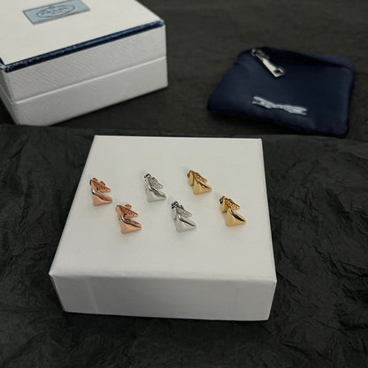 18K Triangle Earrings