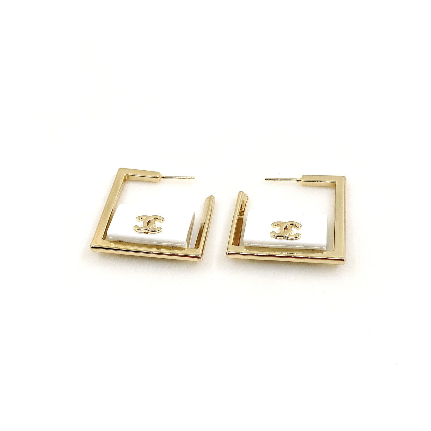 18K CHANEL White Bag Pendant Earrings